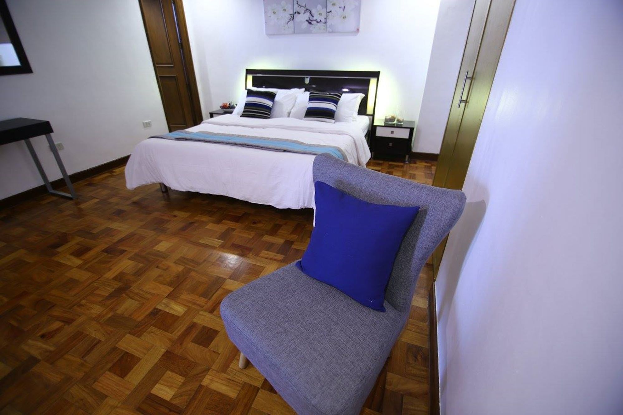 Reddoorz Plus @ Casino Street Makati Makati City Exterior photo